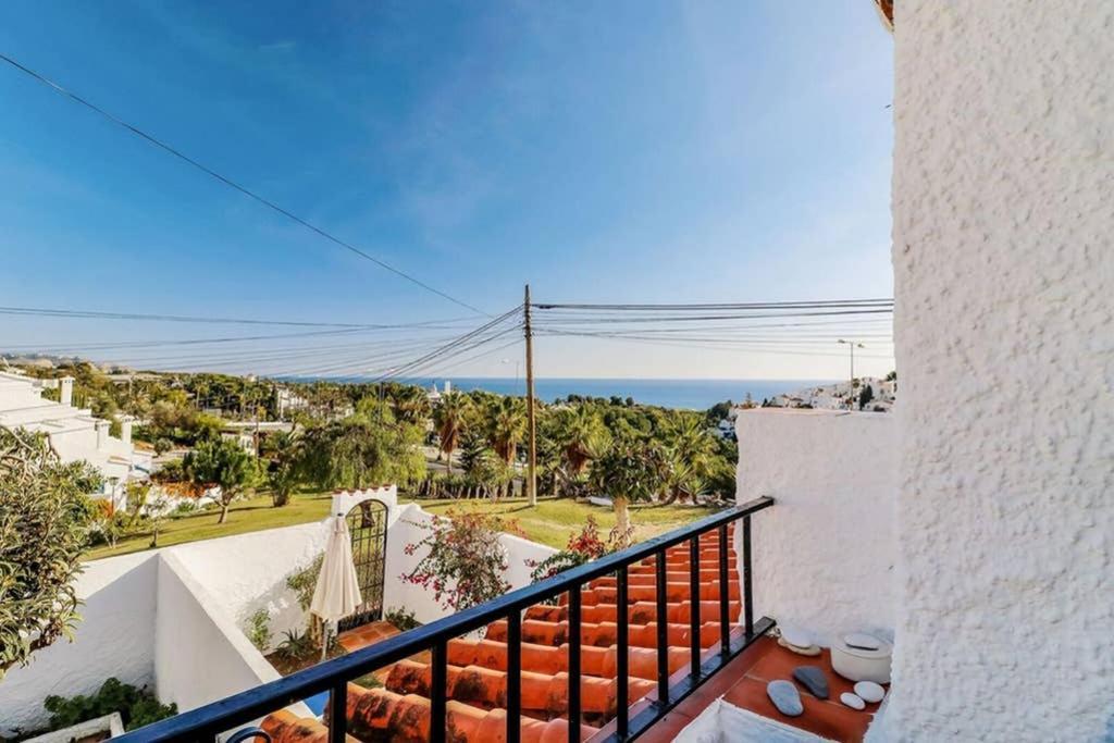 Capistrano Village, 1 Bedroom + Free Wi-Fi Нерха Екстер'єр фото
