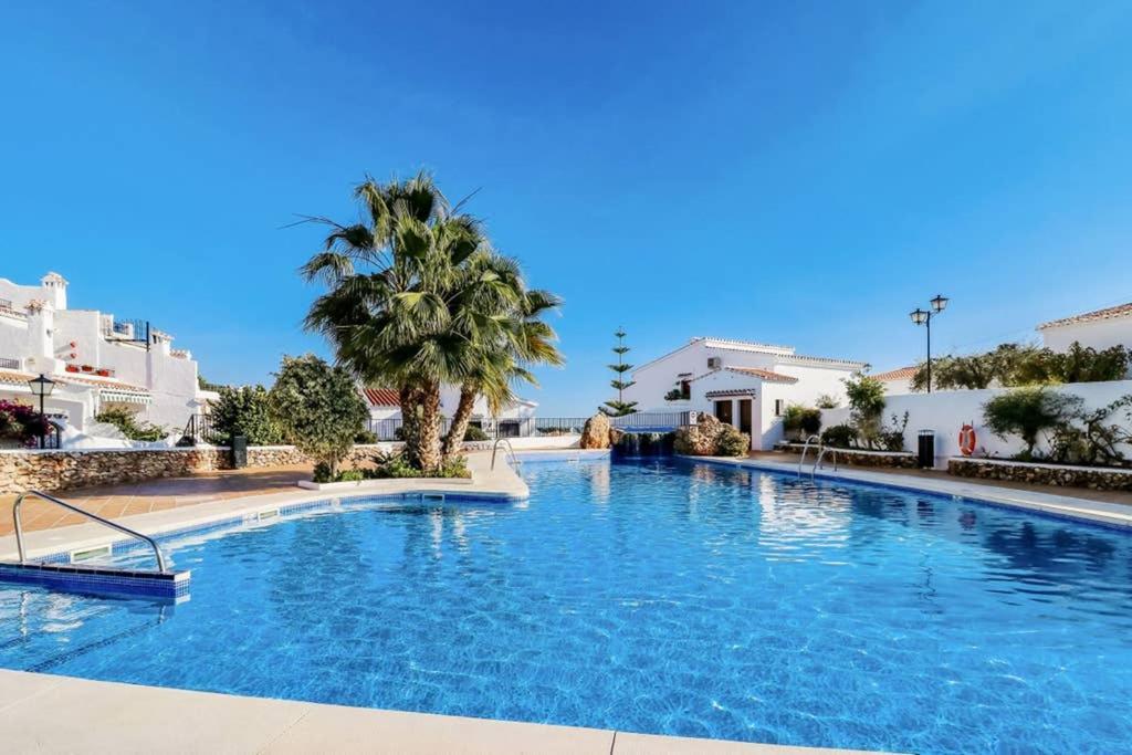 Capistrano Village, 1 Bedroom + Free Wi-Fi Нерха Екстер'єр фото