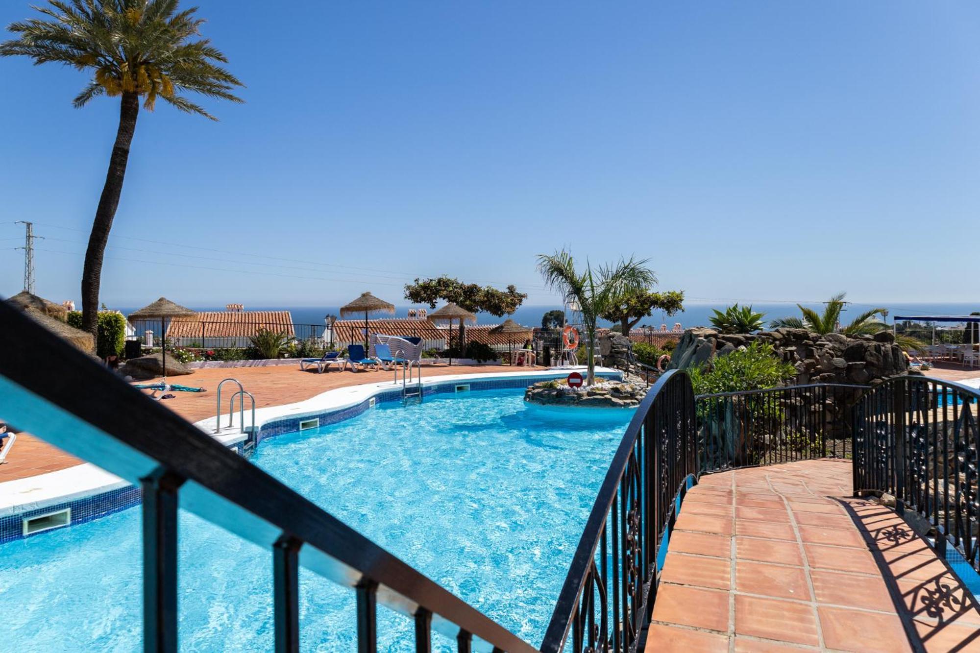 Capistrano Village, 1 Bedroom + Free Wi-Fi Нерха Екстер'єр фото