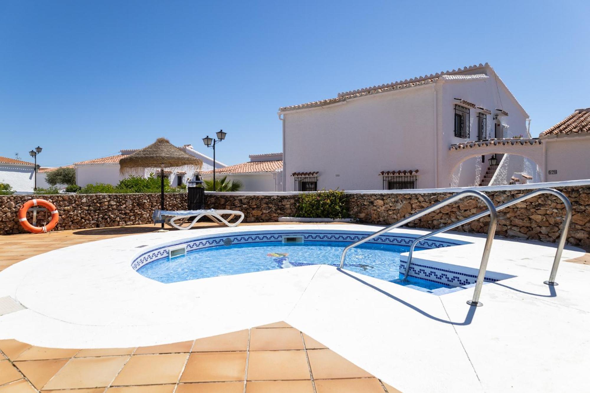 Capistrano Village, 1 Bedroom + Free Wi-Fi Нерха Екстер'єр фото